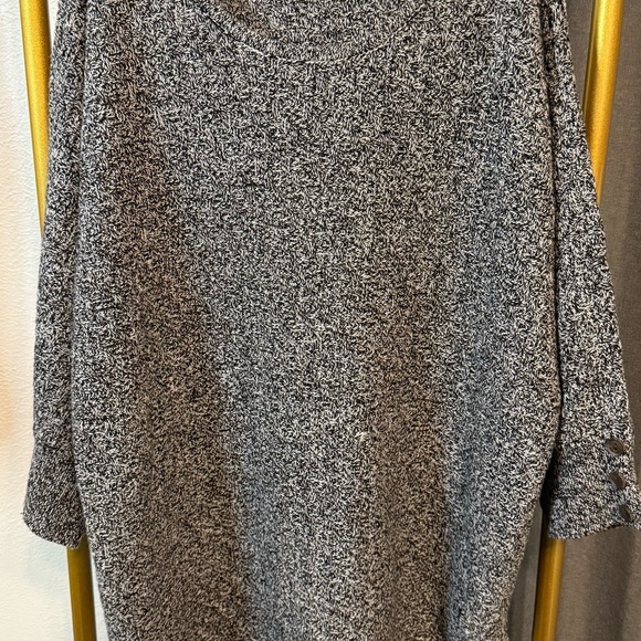 Croft and Barrow black and white sweater 1X - Picture 6 of 6